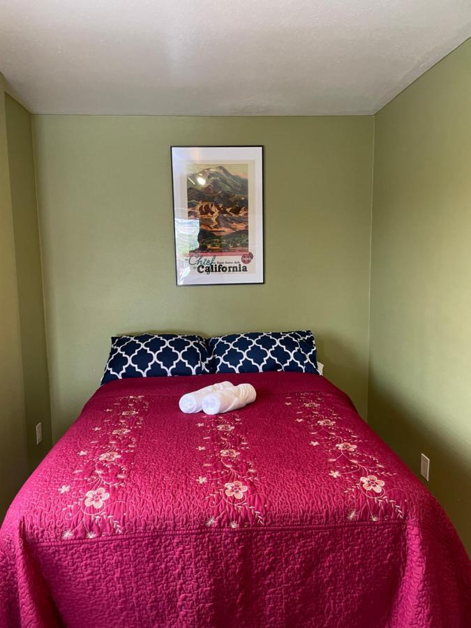 Private Room In Los Angeles With Wifi, Tv, And View Of Hollywood Sign & Shared Kitchen Exterior photo